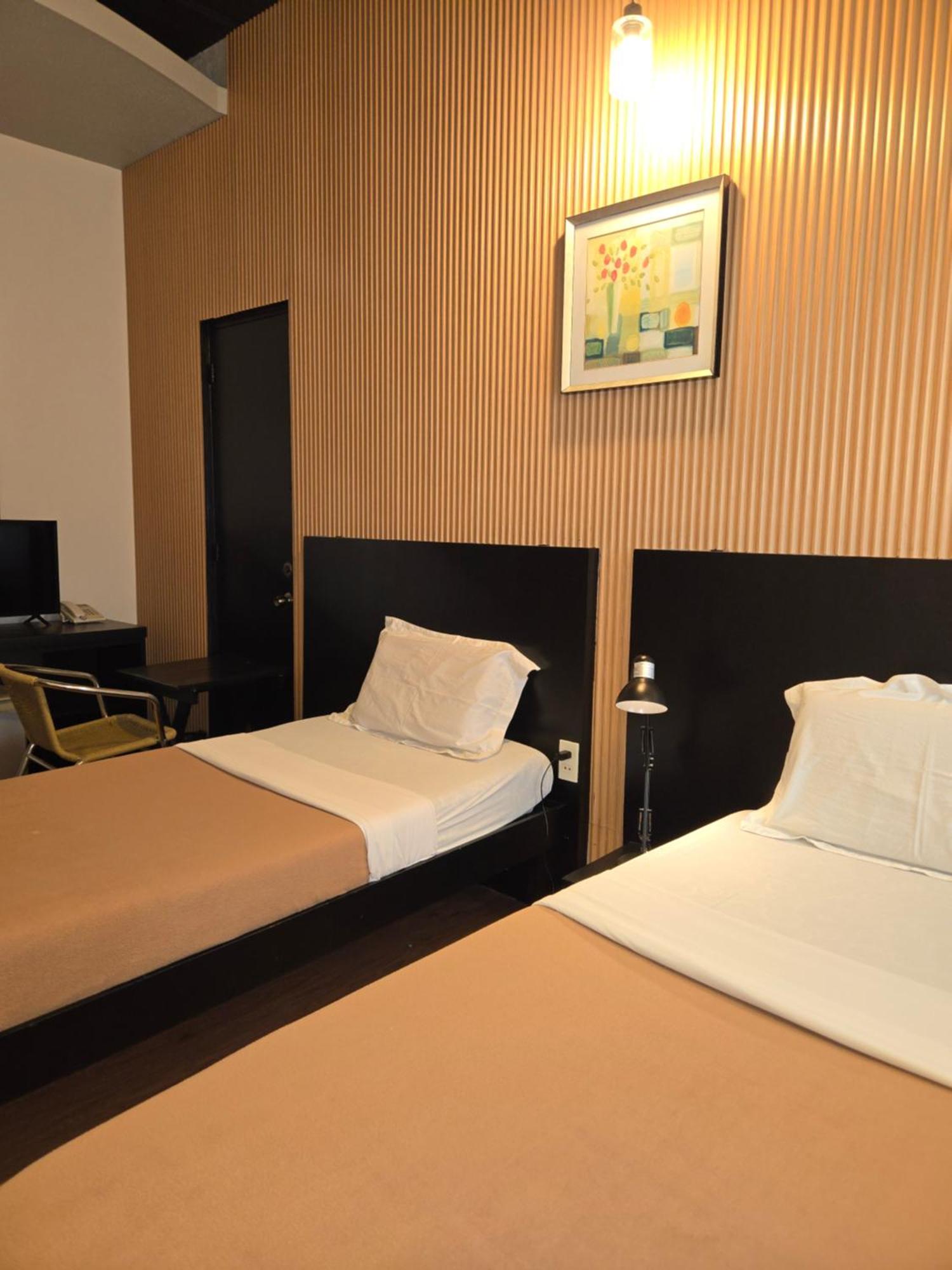 First Pacific Inn 2*